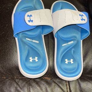 Underarmor women’s slides